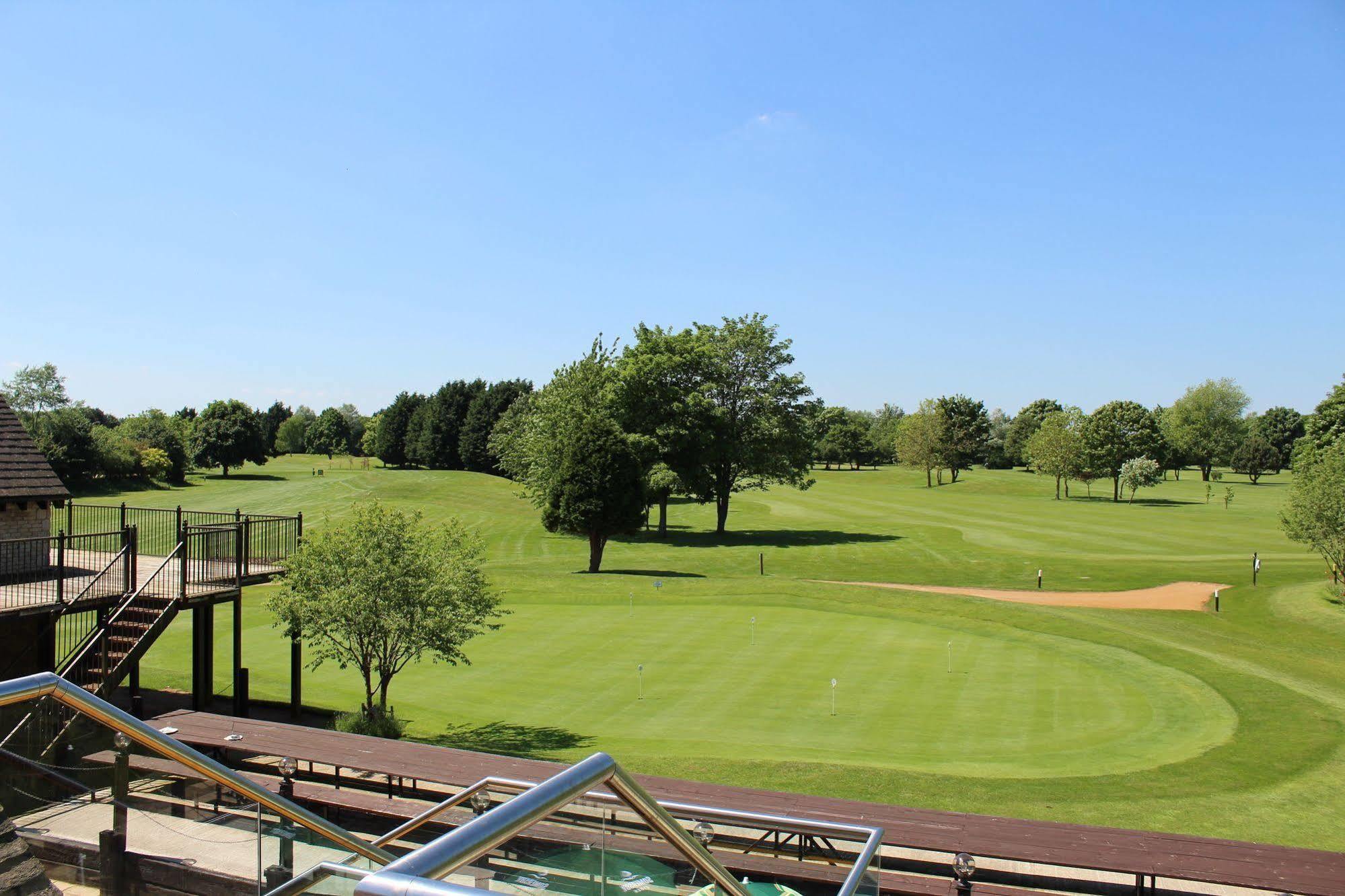 Bicester Hotel, Golf & Spa Luaran gambar